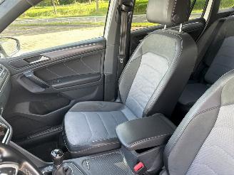 Volkswagen Tiguan 2.0 TDI 16V BlueMotion Technology SCR SUV  Diesel 1.968cc 110kW (150pk) FWD 2016-01/2024-04  DFGA; DTSB; DTSA picture 23