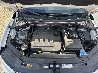 Volkswagen Tiguan 2.0 TDI 16V BlueMotion Technology SCR SUV  Diesel 1.968cc 110kW (150pk) FWD 2016-01/2024-04  DFGA; DTSB; DTSA picture 17
