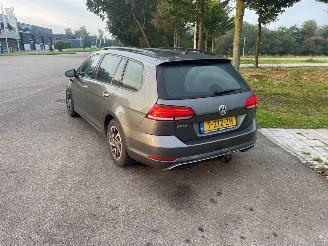 Volkswagen Golf  picture 5