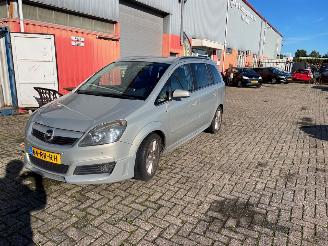 Opel Zafira 1.9 CDTI MPV  Diesel 1.910cc 88kW (120pk) RWD 2005-07/2015-04 (M75) Z19DT; EURO4 picture 7