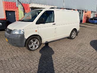 škoda dodávky Volkswagen Transporter 1.9 TDi Bestel  Diesel 1.896cc 63kW (86pk) FWD 2003-04/2009-11 (7HA; 7HH; 7HK) AXC 2004/5