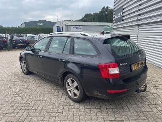 Skoda Octavia 1.6 TDI Greenline 16V Combi/o 4Dr Diesel 1.598cc 81kW (110pk) FWD 2013-05/2020-07  CRKB picture 3