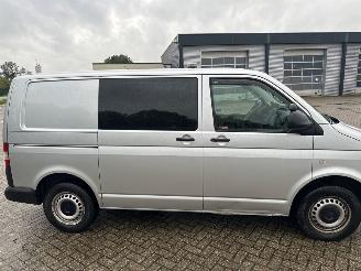 Volkswagen Transporter 2.0 TDI DRF Bestel  Diesel 1.968cc 62kW (84pk) FWD 2009-09/2015-08 (7E; 7F; 7H) CAAA picture 14