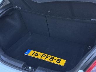 Kia Cee d Pro Cee\'d 1.4 CVVT Seven picture 8