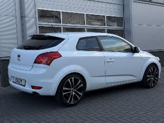 Kia Cee d Pro Cee\'d 1.4 CVVT Seven picture 5