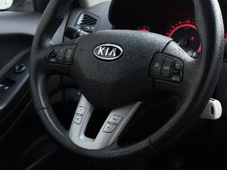 Kia Cee d Pro Cee\'d 1.4 CVVT Seven picture 15