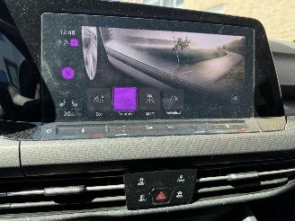 Volkswagen Golf Variant 1.5 eTSI 3x R-LINE PANO picture 16