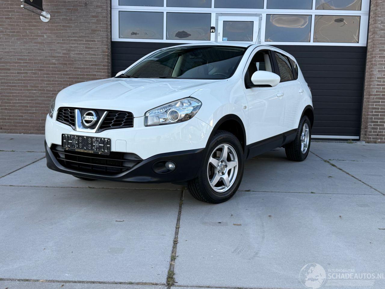 Nissan Qashqai 1.6 Visia / Cruise Control / Trekhaak / PDC / Elek Ramen / Bluetooth / Climate Control / Inkalp.Spiegels /