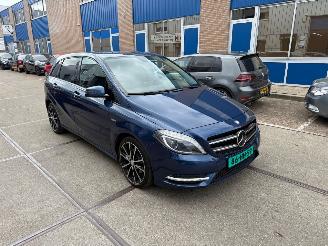 Mercedes B-klasse 200 CDI Business Class / Harman Kardon / Automaat / picture 3