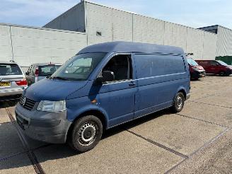 krockskadad bil auto Volkswagen Transporter 2.5 TDI 340 MHD 2007/10