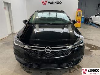 Opel Astra  picture 2