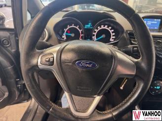 Ford Fiesta  picture 15