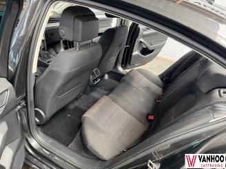 Volkswagen Passat  picture 13