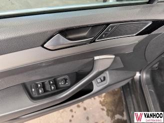 Volkswagen Passat  picture 21