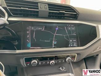 Audi Q3  picture 22