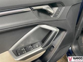 Audi Q3  picture 24