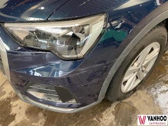 Audi Q3  picture 2