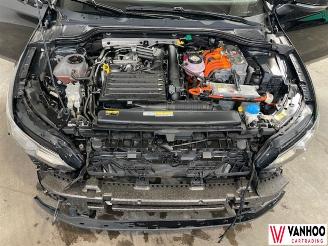 Volkswagen Golf  picture 7