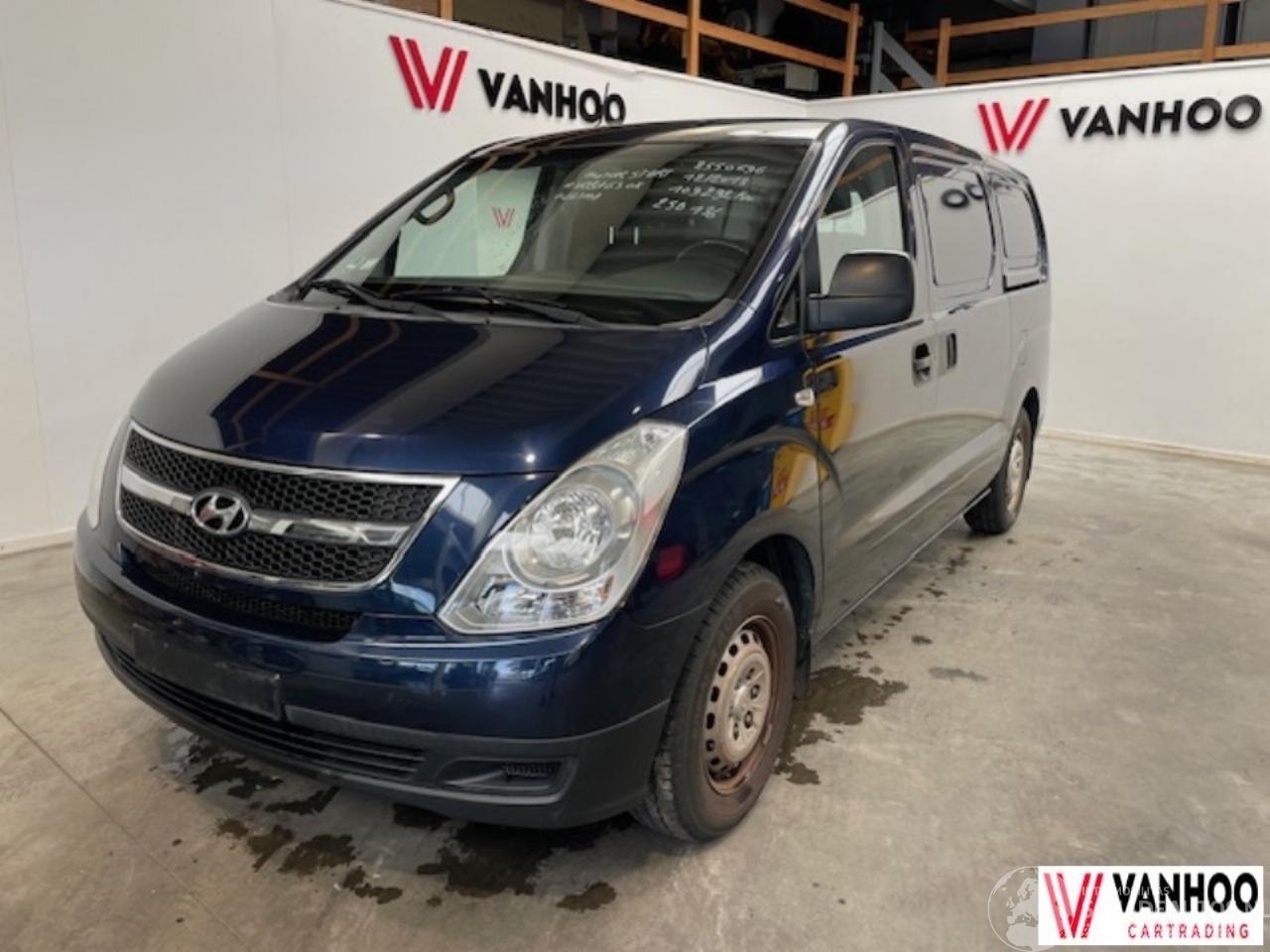 Hyundai H-1 