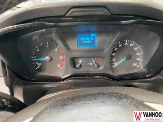 Ford Transit  picture 17