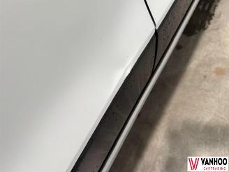 Suzuki SX4 S-CROSS picture 13