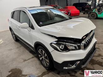 Suzuki SX4 S-CROSS picture 4
