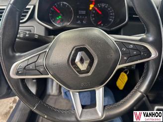 Renault Clio  picture 15