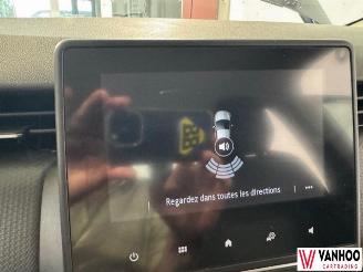 Renault Clio  picture 17