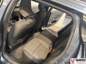 Renault Clio  picture 12
