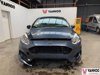 Ford Fiesta  picture 2