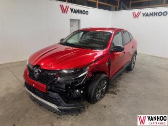Coche accidentado Renault Arkana  2025/3