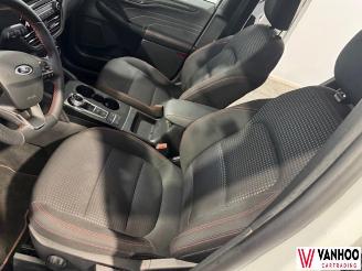 Ford Kuga  picture 17