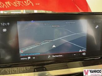 Peugeot 208  picture 17