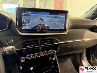 Peugeot 2008  picture 21