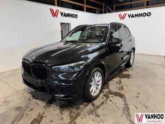Schadeauto BMW X5  2022/4