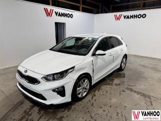 Unfallwagen Kia Ceed  2020/10