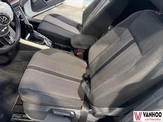 Volkswagen T-Roc  picture 10