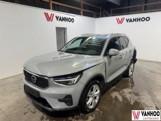 damaged passenger cars Volvo XC40  2024/1