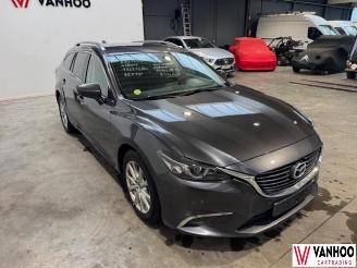 damaged passenger cars Mazda 6  2016/3