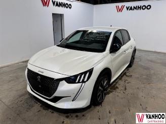 Coche accidentado Peugeot 208  2022/8