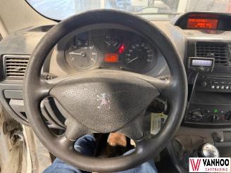 Peugeot Expert  picture 11