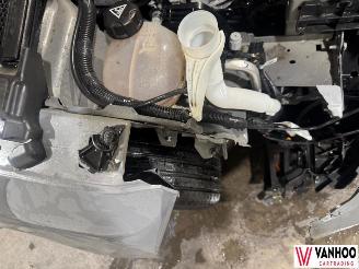 Peugeot 208 208 picture 11