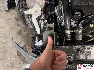 Peugeot 208 208 picture 9