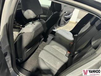 Peugeot 208 208 picture 14