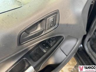 Ford Transit  picture 20