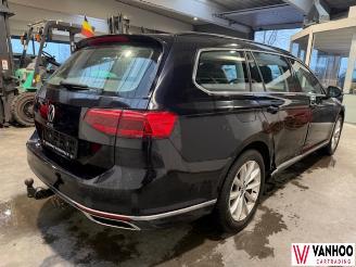 Volkswagen Passat  picture 7