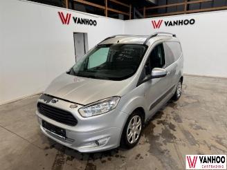 uszkodzony samochody osobowe Ford Transit  2016/6