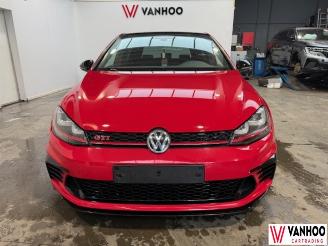 Volkswagen Golf  picture 2