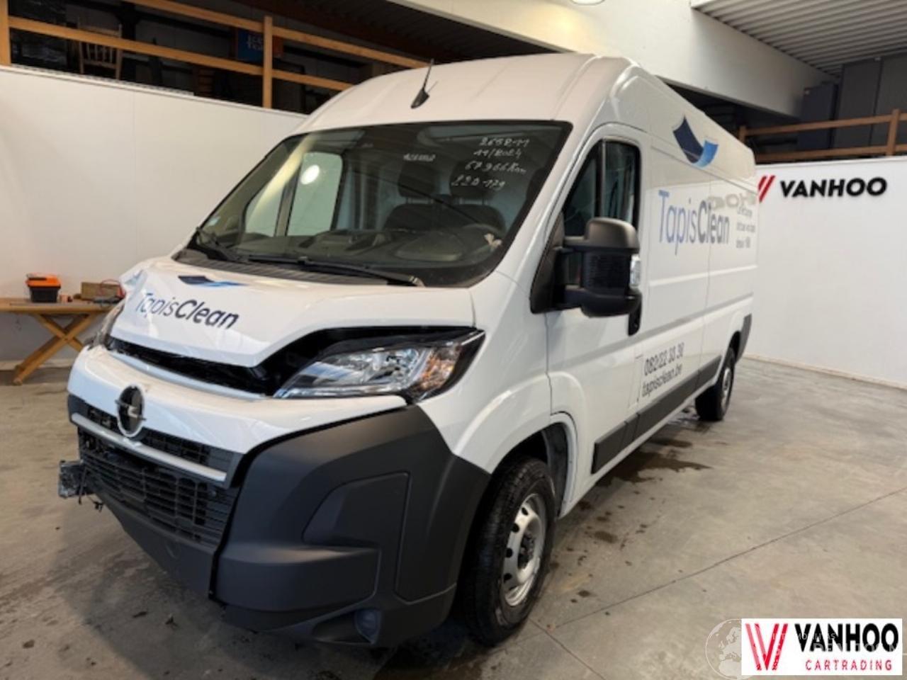 Opel Movano 