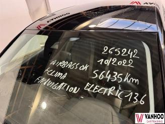 Peugeot e-208  picture 24